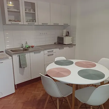 Flamingo L Budapest