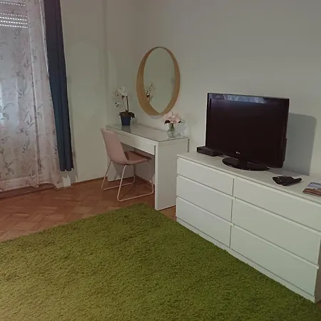 Flamingo L Daire Budapeşte